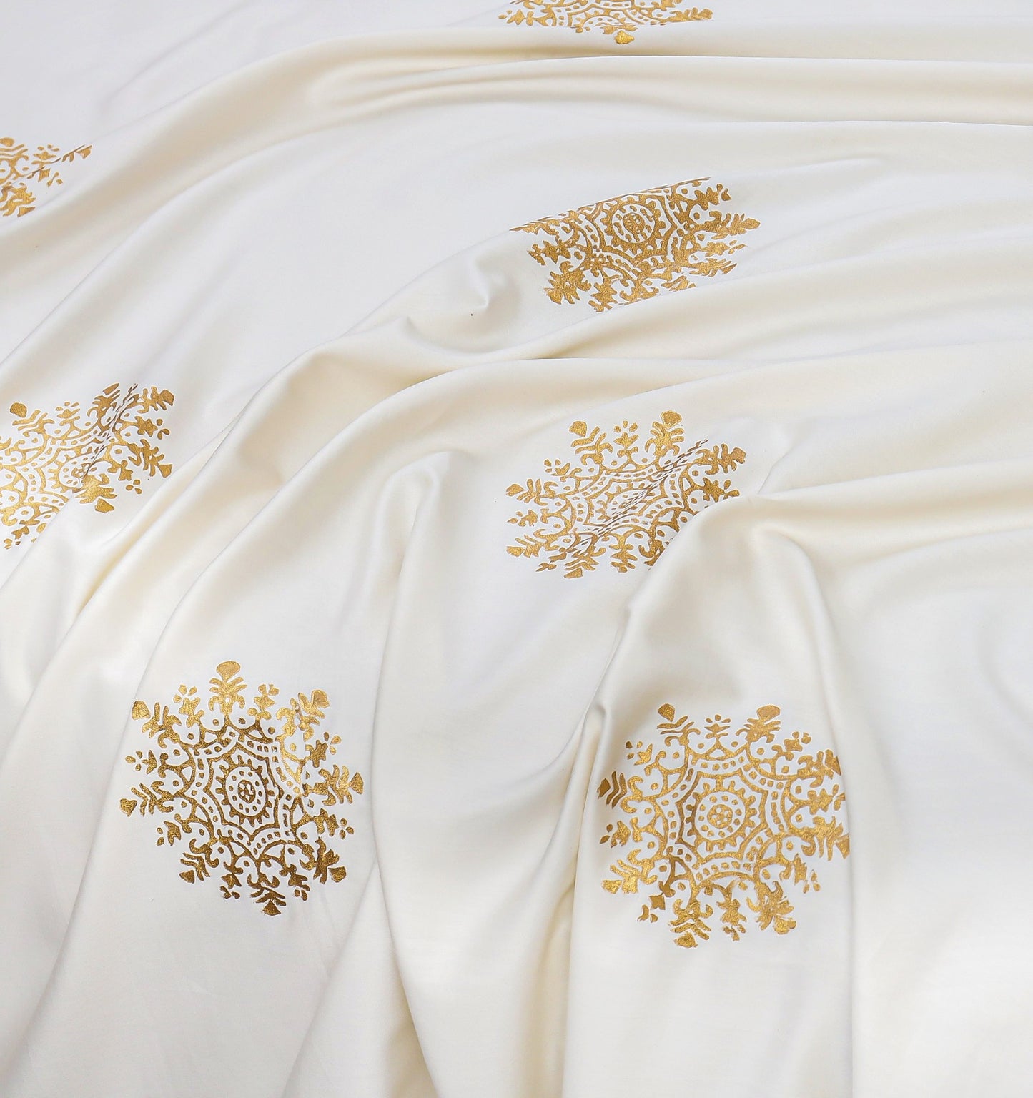 Luxury White & Golden Duvet / Razai Cover Set – 8 Pieces (Block Printed)