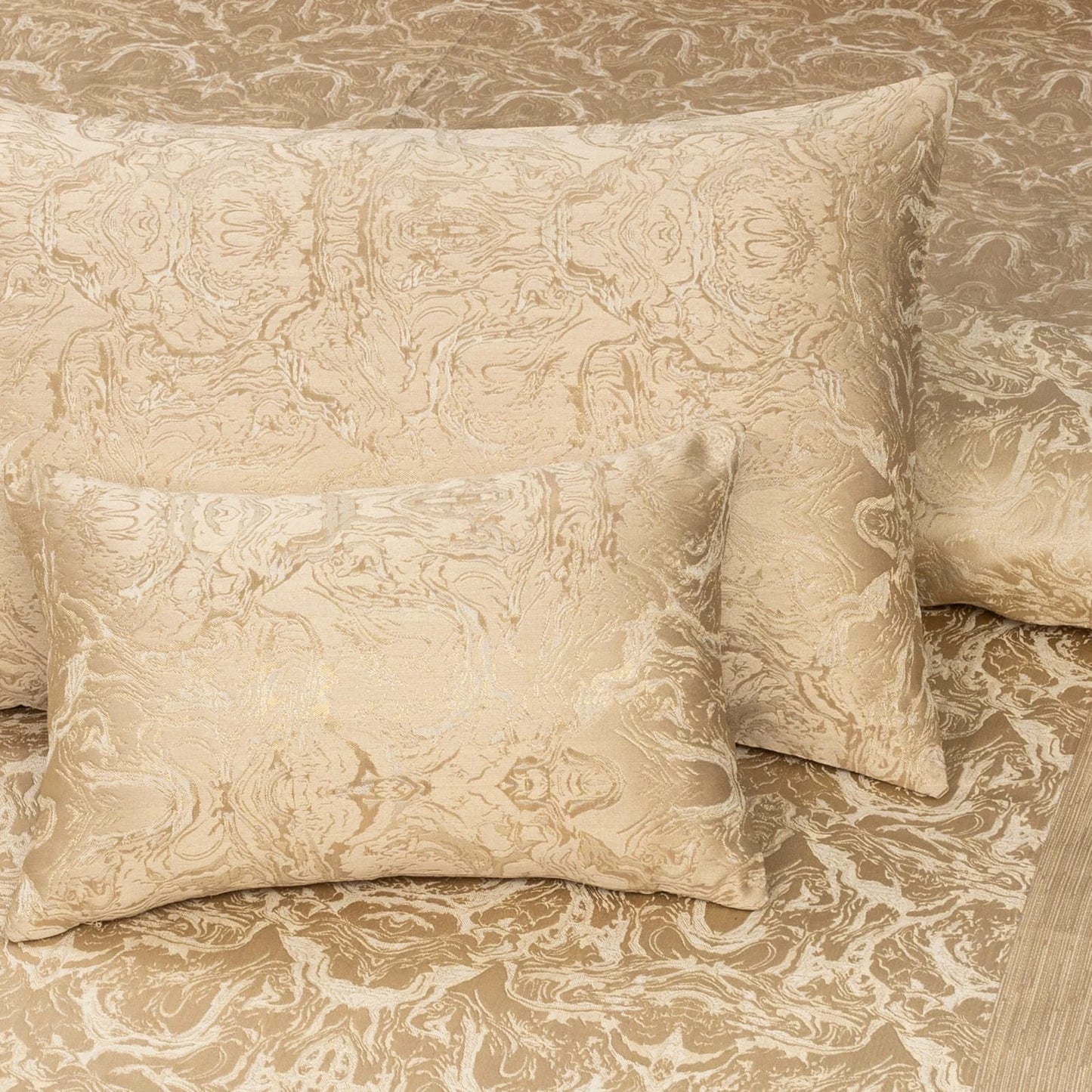 Luxury Satin Jacquard Duvet Cover Set- 7 Pc's