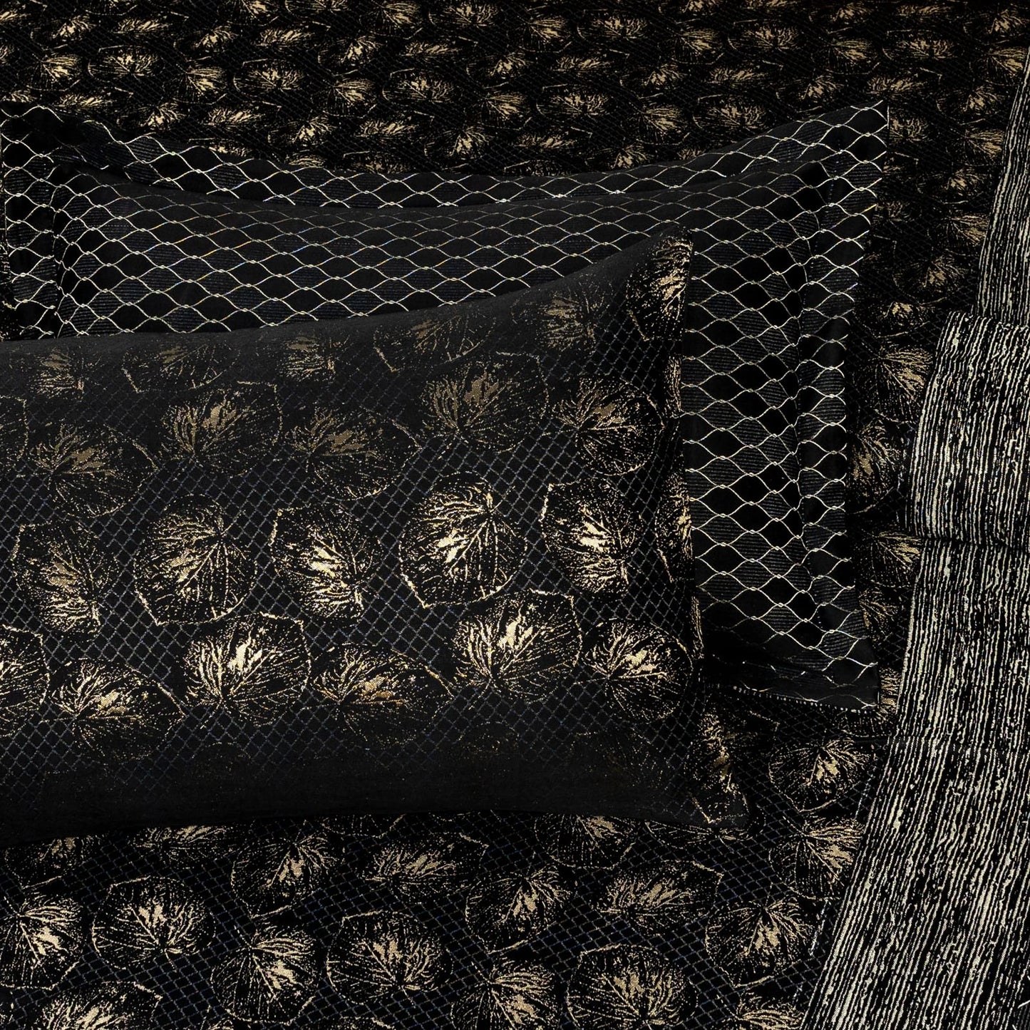 Luxury Satin Jacquard Duvet Cover Set- 7 Pc's