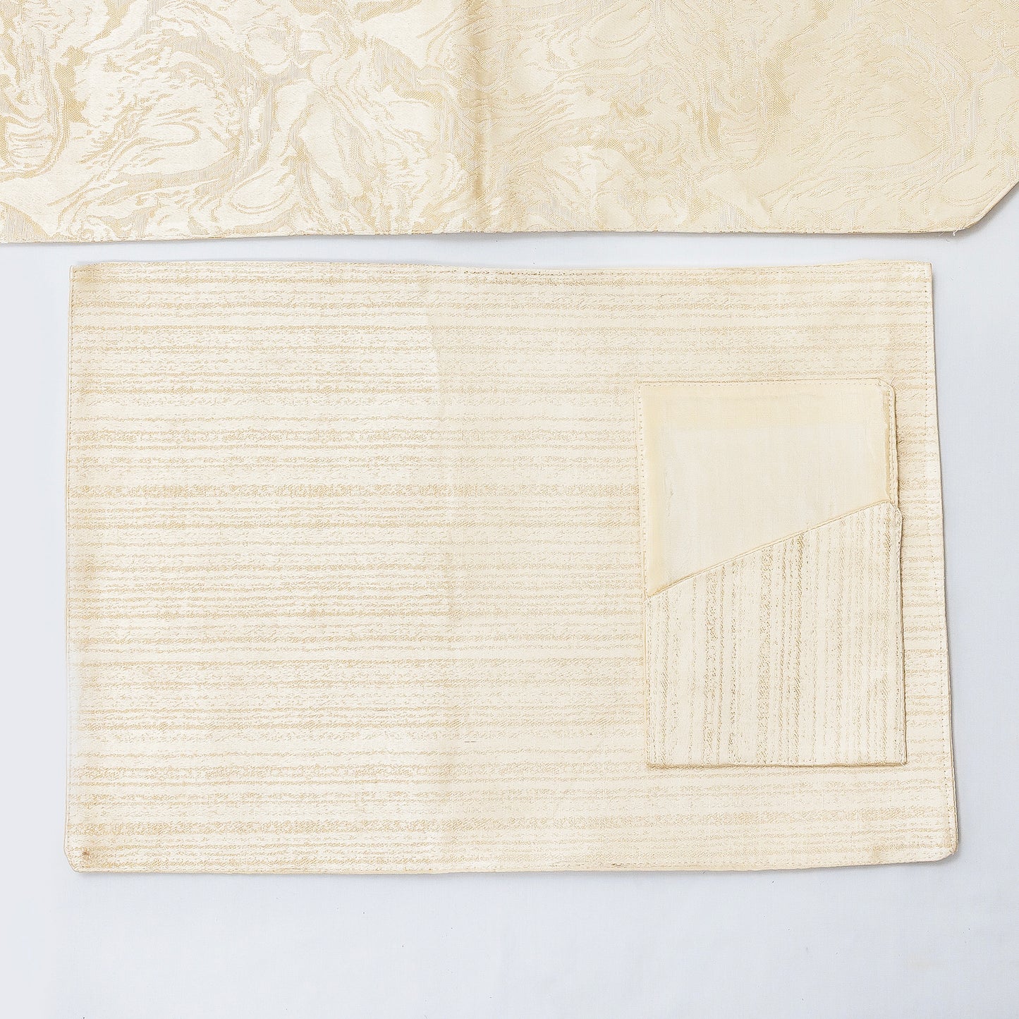 Champagne Embossed Luxe Set