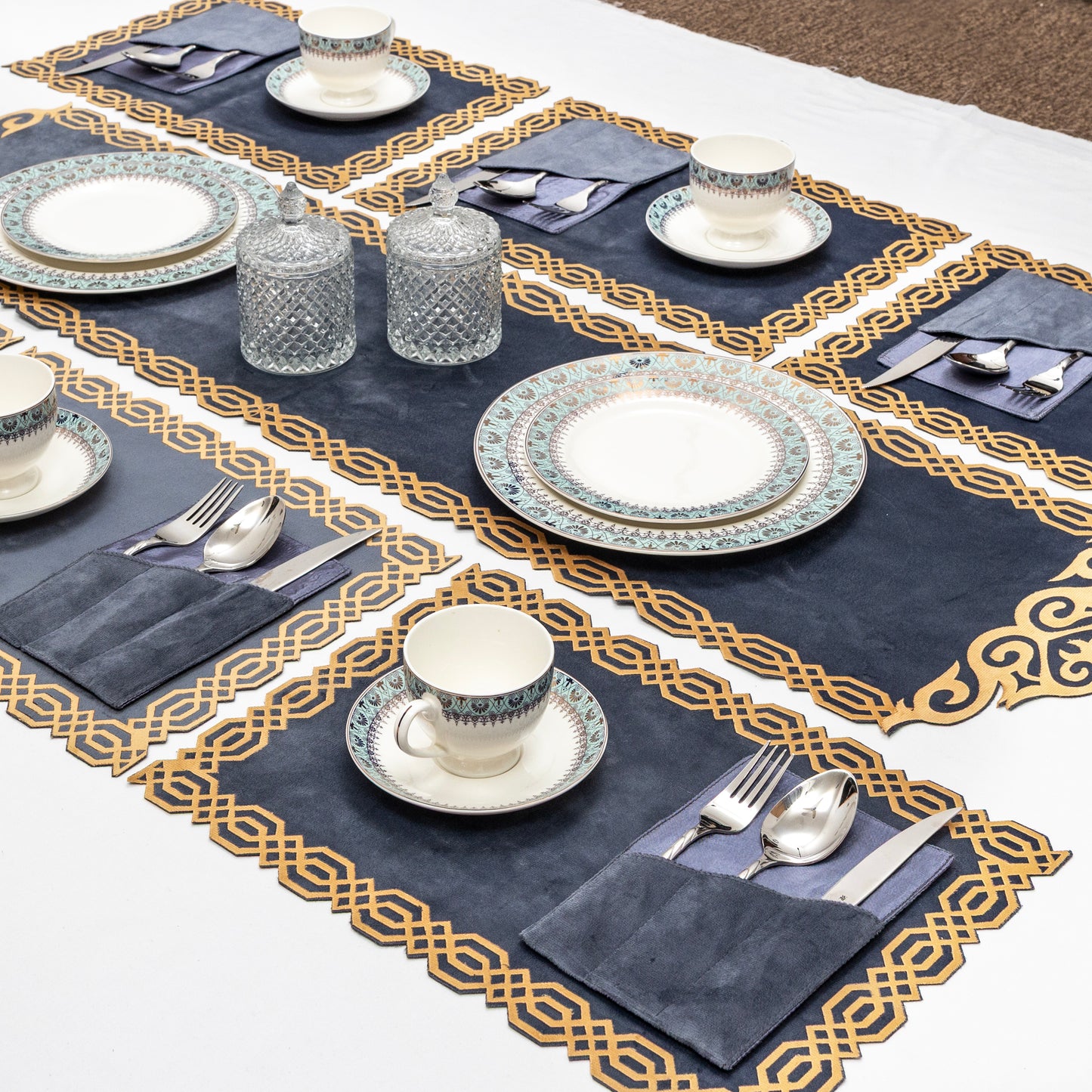 Elegant Grey Table Runner Set (8/6/4 Pieces) – New Collection