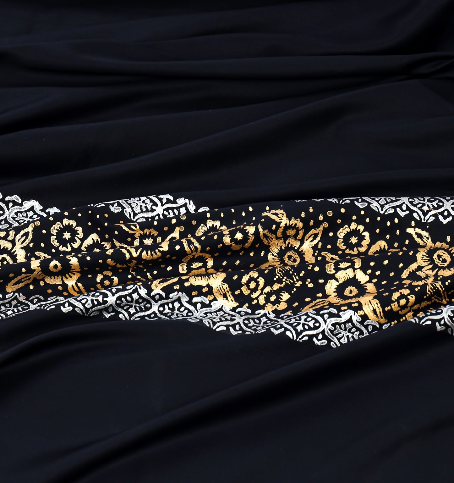 Black & Gold Bridal Comforter Set – 8 Pieces