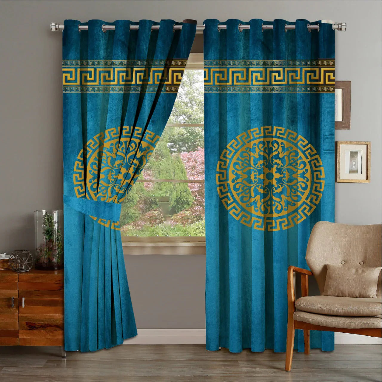 2 PIECE OF PREMIUM VELVET CURTAINS WITH 2 BELTS